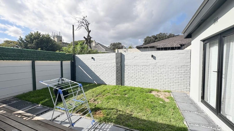 To Let 3 Bedroom Property for Rent in Claremont Western Cape